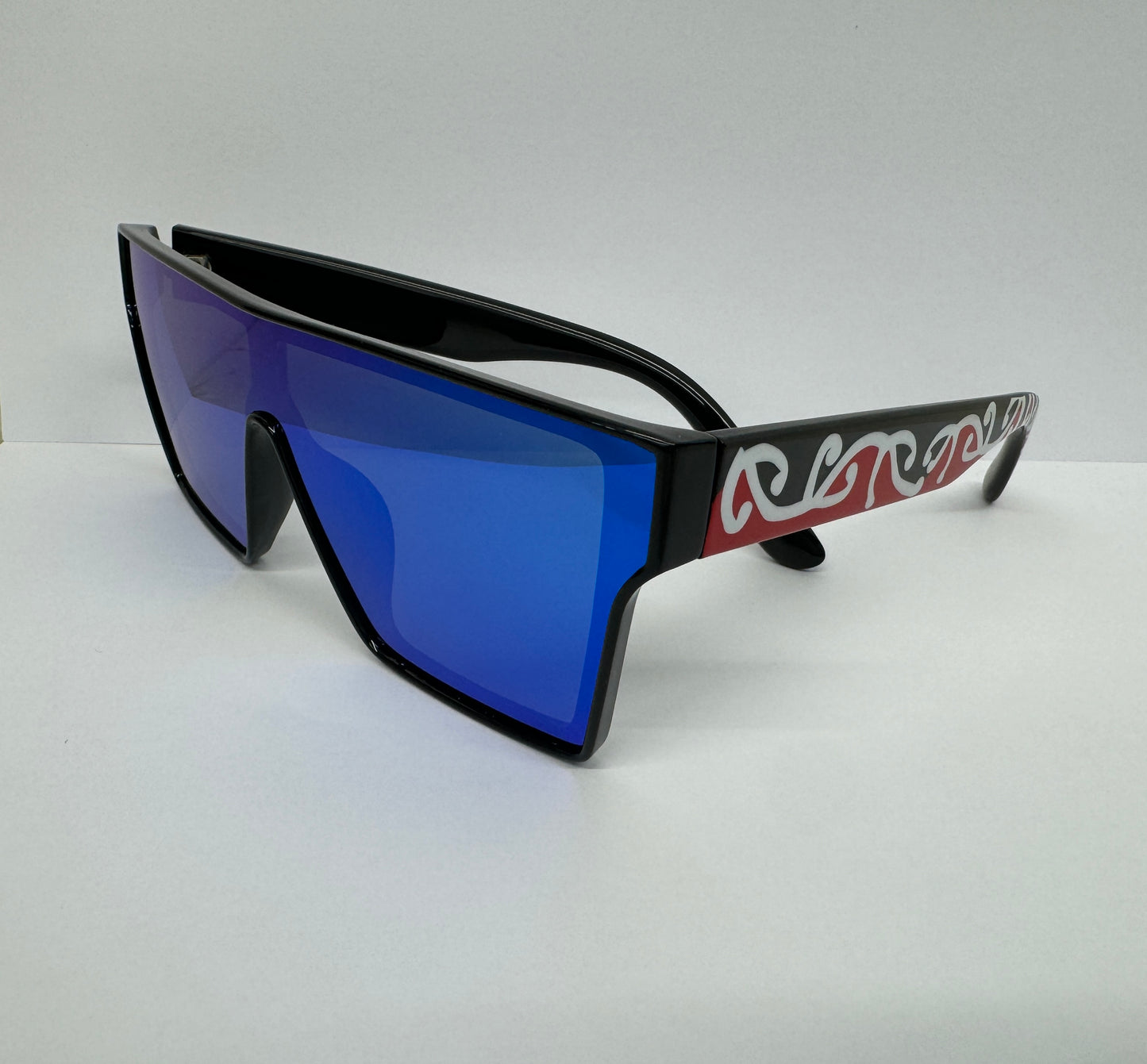Maori Sunglasses blue LEN with Koro pattern